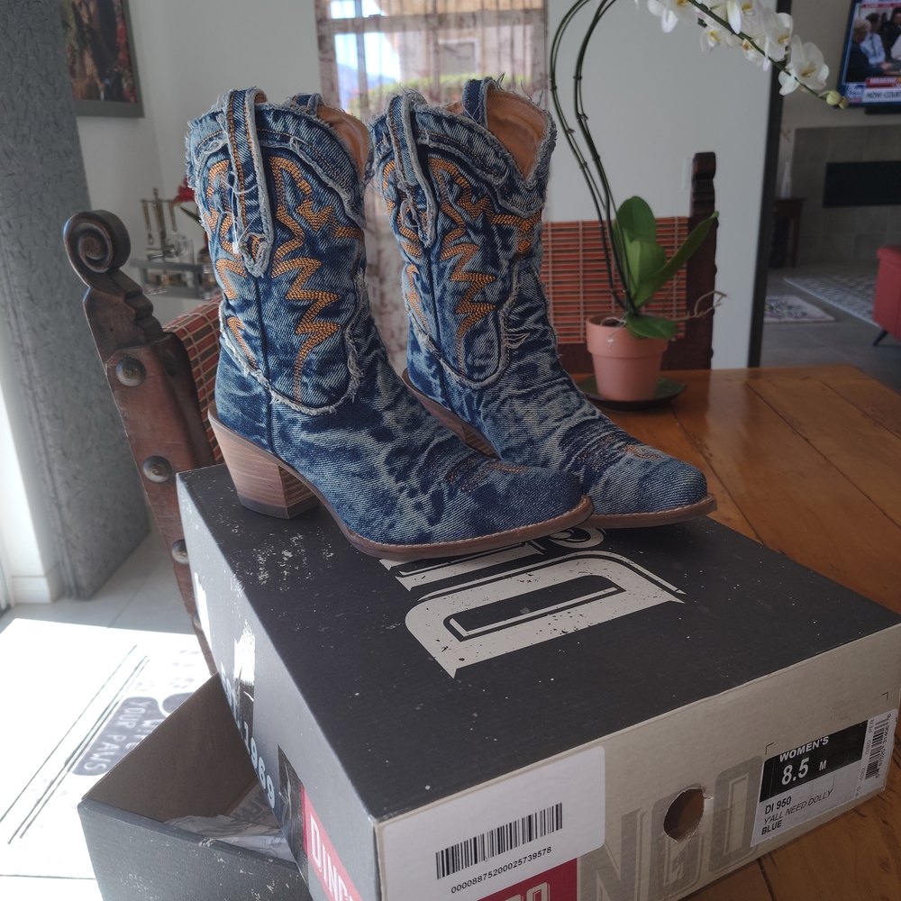Dingo Blue and Tan Textile Boots - Picture 4 of 7